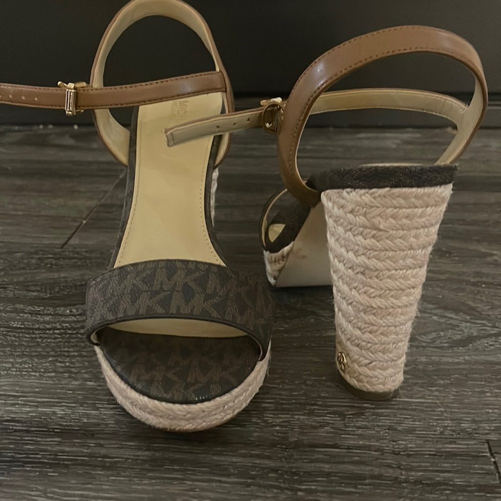 Michael kors chunky heel